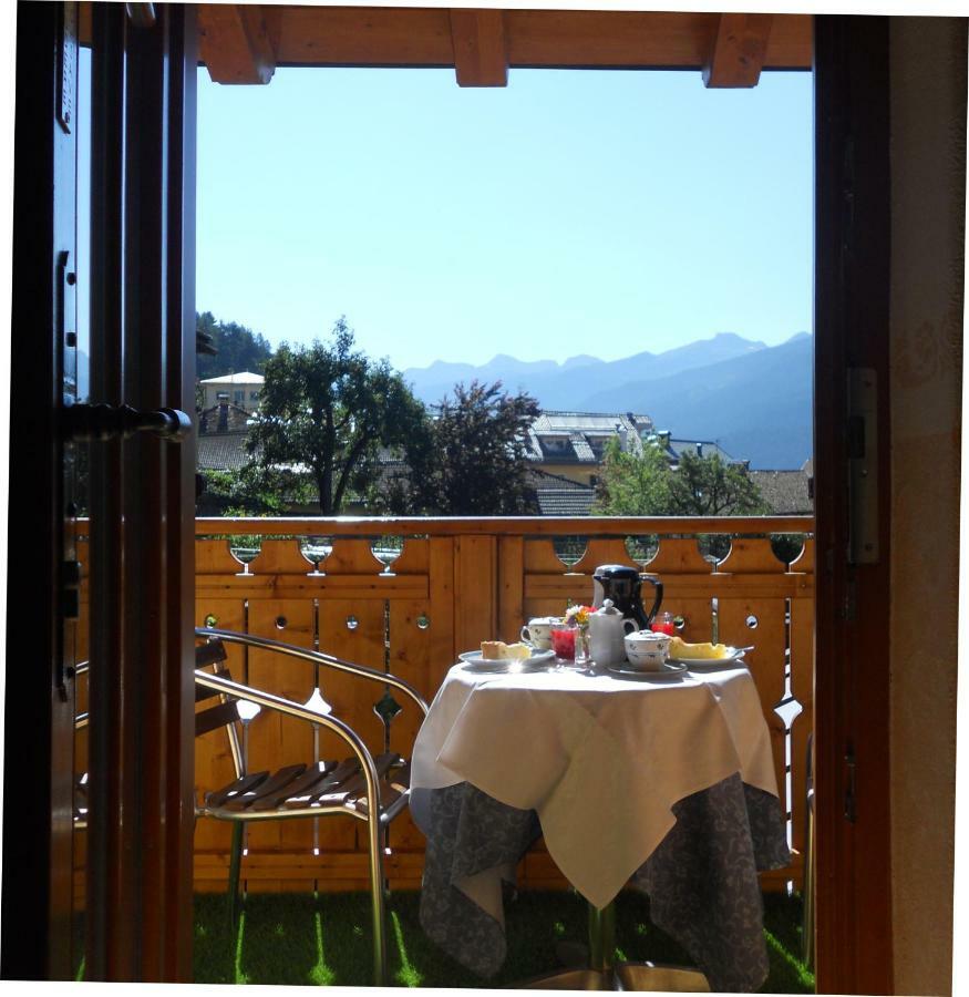 Hotel Garni Salvanel Cavalese Exterior photo